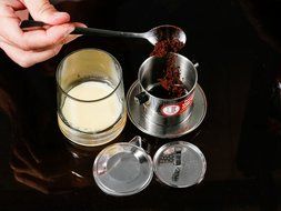 Vietnamese Coffee Filter Phin 11 Ounce (Large), Gravity Insert, One Cup N4