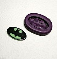 Silicone Mold Batman Logo Avengers Superheroes (27mm) Fondant Jewelry PMC Clay