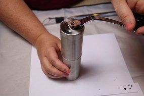 Five Star Manual Coffee Grinder - Grind Coffee Beans, Spices and Pepper With Easy Grip Hand Crank - Adjustable... N4