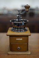 Hario MCS-1 Ceramic Coffee Mill Standard N2