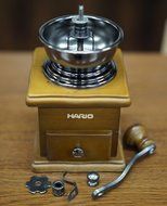 Hario MCS-1 Ceramic Coffee Mill Standard N4