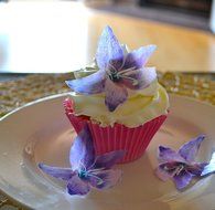 Edible Lily Flowers -Set of 12 - Cake and Cupcake Toppers, Decoration