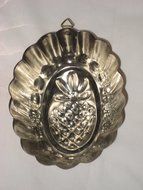 Vintage Revere Ware Coppertone Oval Pineapple Jell-o Pate Mold w/ Hanging Loop N3