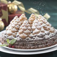 Nordic Ware Holiday Bundt Tree Pan N4