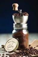 Kilner Stainless Steel Coffee Grinder, 17-Fluid Ounces N3