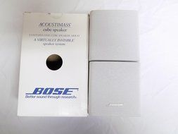 Bose Double cube speaker white. N3