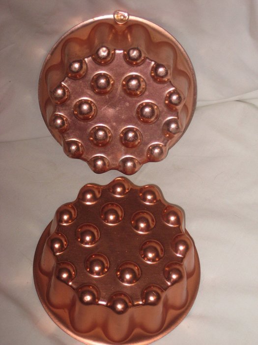 Set Of 2 - Vintage Coppertone 4 Cup - 6 3/4 x 3 Inch Jell-O Mold Cake Pan N2
