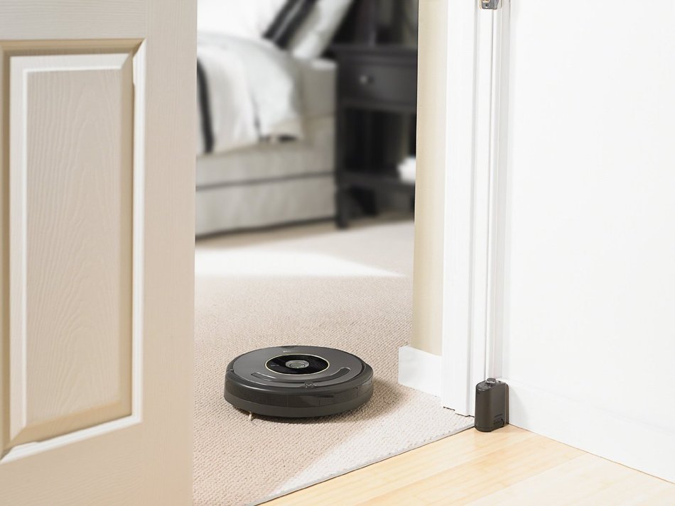iRobot Roomba 630 Vacuum Cleaning Robot for Pets with Virtual Wall (Complete Set) w/ Bonus: Premium Microfiber... N3