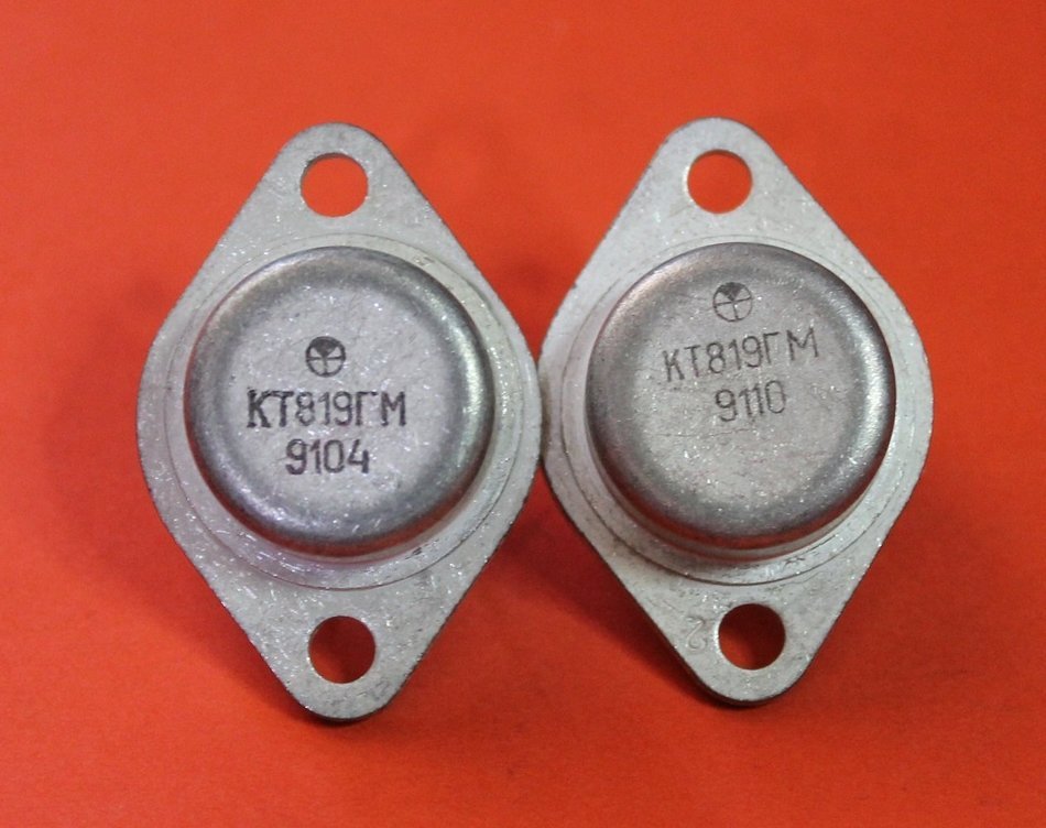 Transistors silicon KT819GM analogue 2N3055, 2N6472, 2SD716, 2SD843 USSR 2 pcs