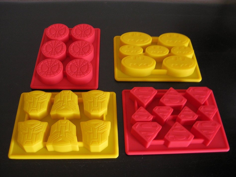 Spiderman Batman Superman Transformers Superheroes Birthday Cake Pan Candy Mold Ice Tray Set