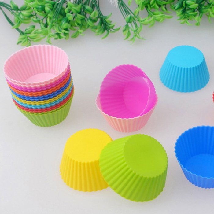 Gaosaili Reusable Nostick Cake Baking Silicone Cupcake Molds 12pcs Color Random N4
