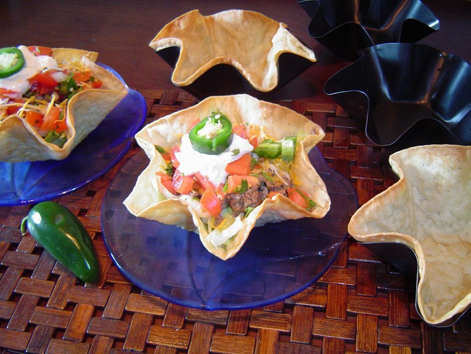 4 Lot 6" Taco Salad Shell Bowl Maker Baking Mold Non Stick Pan Pot N4