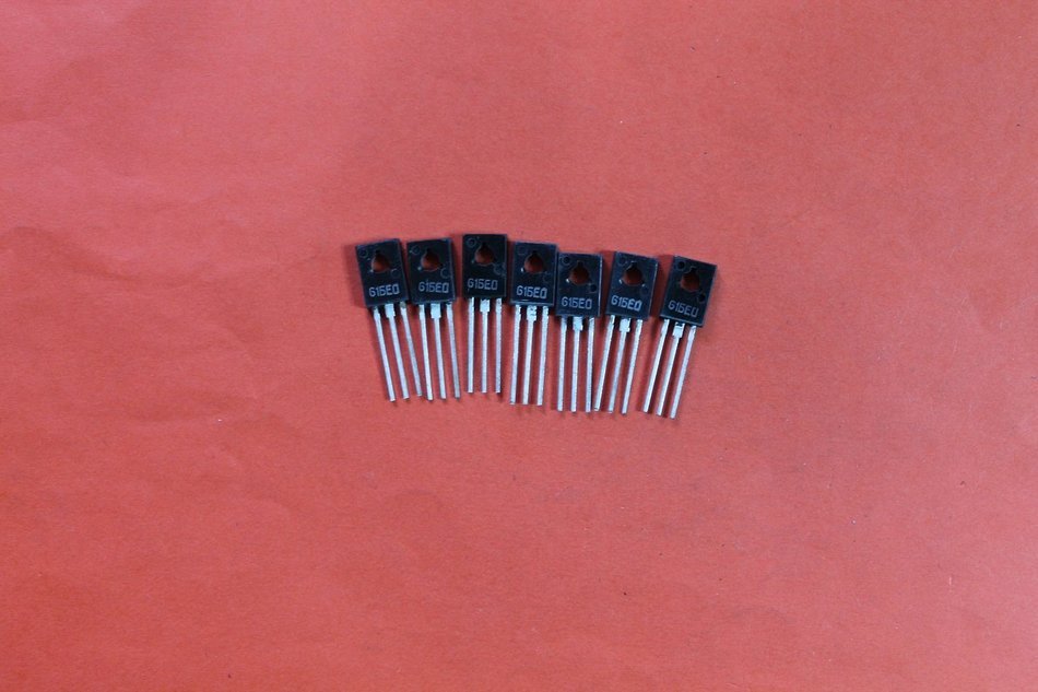 Transistors silicon KT961B analogue BD137 USSR 30 pcs