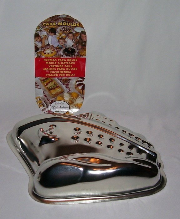 Cruise Ship Cake Pan - 12 Inch - 6 Cup Capacity