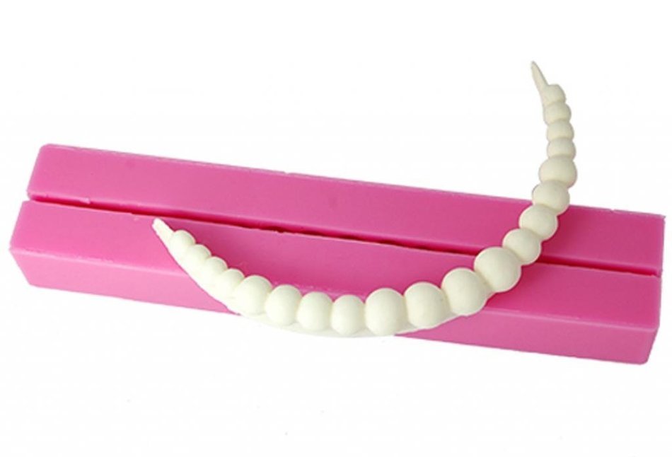 FOUR-C 3D Sugarpaste Silicone Mold Pearl Necklace Embossing Mould Color Pink