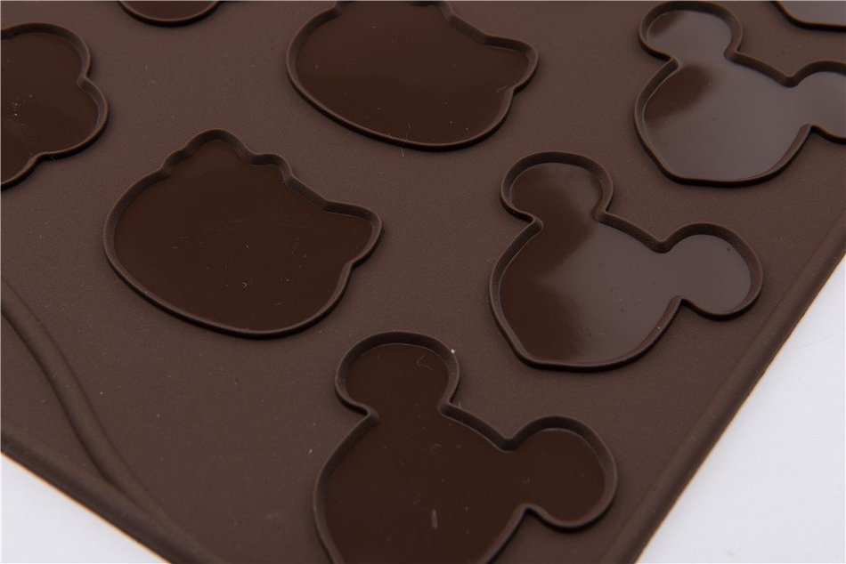 27 Cavity Cartoon Silicone Macaron Baking Mat Mickey Kitty Cherry N5
