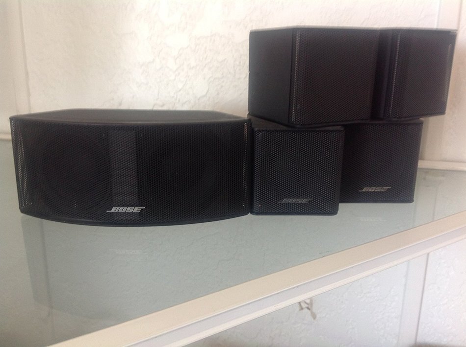 Bose premium jewel cube speakers center/side/bracket/wires 8pac N4