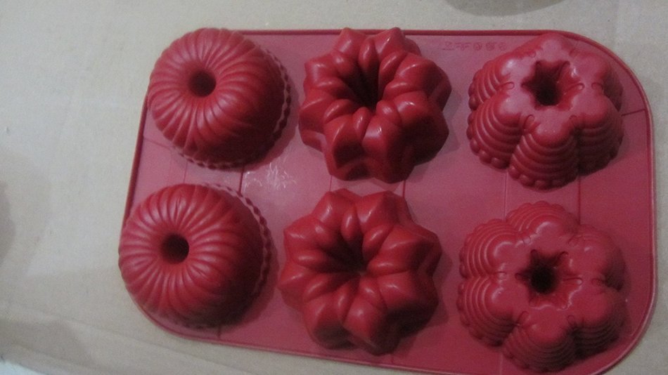 Mini Bundt Cake Silicone Non Stick Pans -Fancy Designs -6 Cavities -3 Designs N2