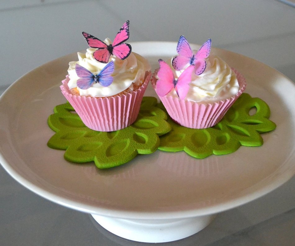 Edible Butterflies&copy; - Small Assorted Pink and Purple Set of 24 - Cake and Cupcake Toppers, Decoration N2