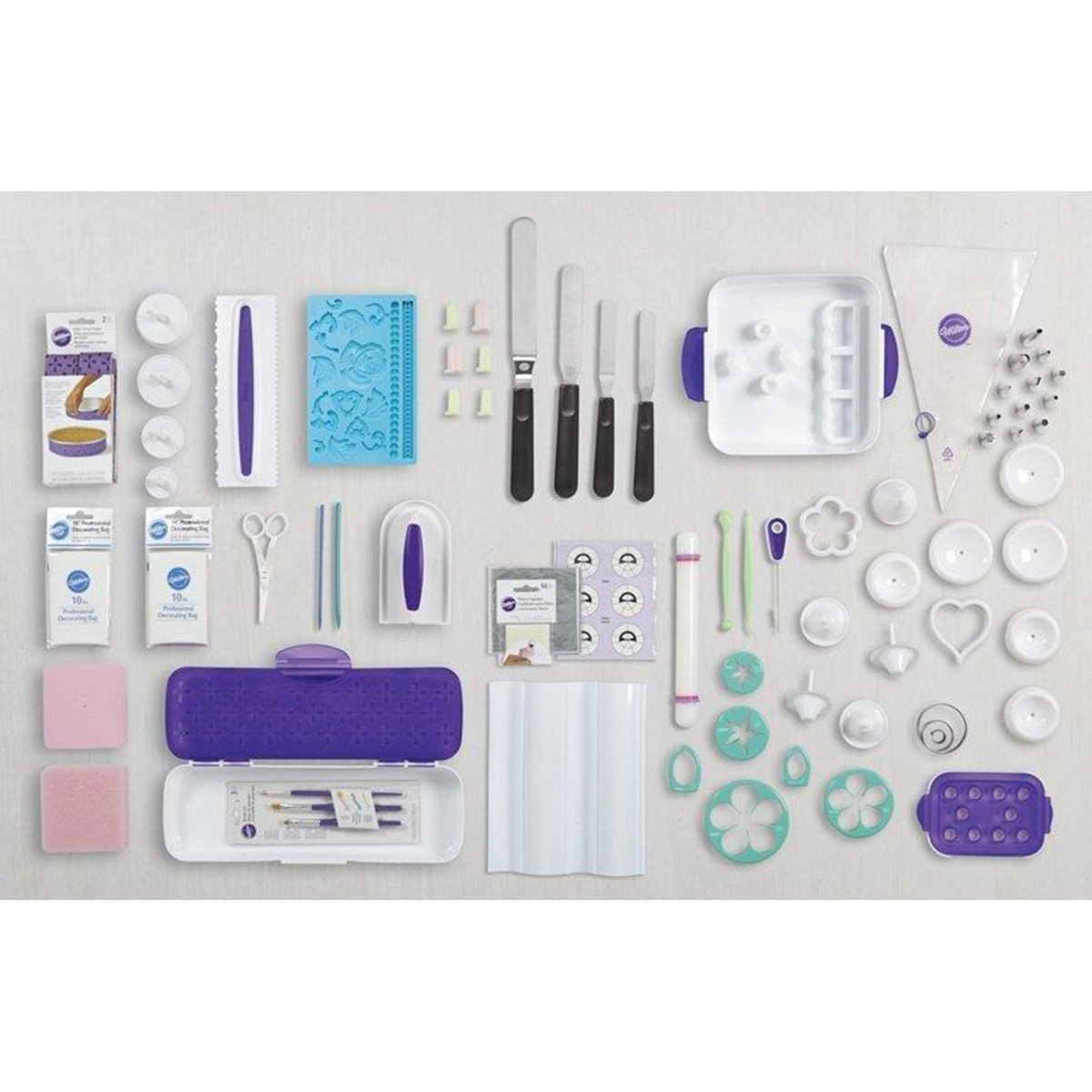 Wilton 216 Piece Ultimate Cake Decorating Set With Tote 2109 9036 N2   5639749 