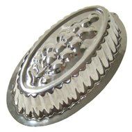 Grape Cake Mold with Fluted Sides - 10.5&quot; - 3 Cup