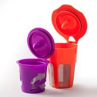 Reusable Carafe and Single-serve Filter (Bundle) - Refillable Keurig Coffee Filter - Compatible with Keurig 2.0... N5