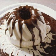 Freshware SL-119RD 6-Cavity Silicone Fancy Bundt Cake, Muffin, Cupcake, Brownie and Cornbread Mold N5