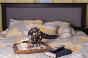Gourmet 4 Cup French Press - Stainless Steel and Glass with Leaf Pattern N7