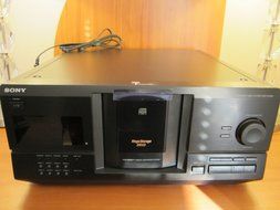 Sony CDPCX220 200-Disc CD Changer (Discontinued by Manufacturer) N2