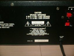 REALISTIC STA 2270 SYNTHESIZED AM/FM STEREO RECEIVER N6