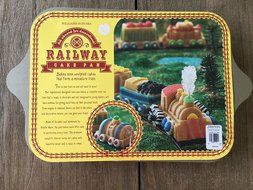 William Sonoma Nordic Ware Railway Train Cake Muffin Pan