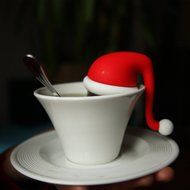 Mudra Loose Leaf Tea Infuser 2016 - Santa Hat Strainer with Steel Ball - Great Christmas Gift N6