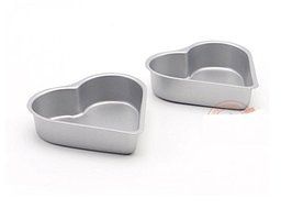 Astra shop Non-Stick Mini Heart Pan Cake Pan, Set of 4 N3