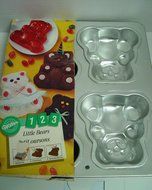 Wilton 1991 Little Bears Cake Pan Jello Mold 2105 9437 N2