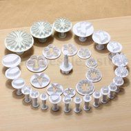 33pcs Pastry Cutters Tools Sugarcraft Cake Decorating Mold Fondant Icing Plunger N2