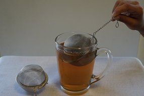 Tea Infuser Set - 1 x Stainless Steel Tea Strainer and 2 x Stainless Steel Mesh Tea Ball