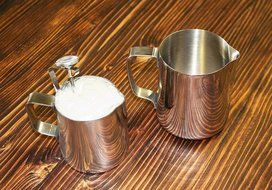 2dayShip Commercial Stainless Steel Frothing Pitcher Set with Thermometer (12 Once and 20 Ounce Frothing Pitchers) N2