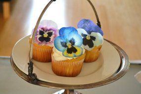 Edible Pansies - Pink, Purple, and Blue Set of 12 - Cake and Cupcake Toppers, Decoration N3