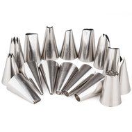 Chic Cuisine 17-piece Cake Decorating Tips Set Incl. 16 DURABLE Professional Quality SEAMLESS Stainless Steel... N5