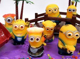 DESPICABLE ME 14 Piece Birthday Cake Topper Set Featuring 10 Random Despicable Me Figures, Includes Themed Decorative... N9
