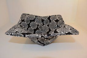 Microwave Bowl Cozies // Set of 3 // 1 Small Bowl Cozy // 1 Medium Bowl Cozy // 1 Dinner Plate Cozy // Black and... N3