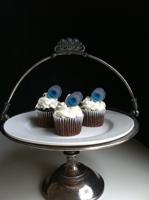 Edible Mini Peacock Feathers - Set of 24- Cake Decorations, Cupcake Topper N3