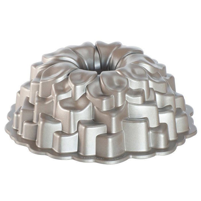 New Baking Mold - Blossom Bundt Cake Pan