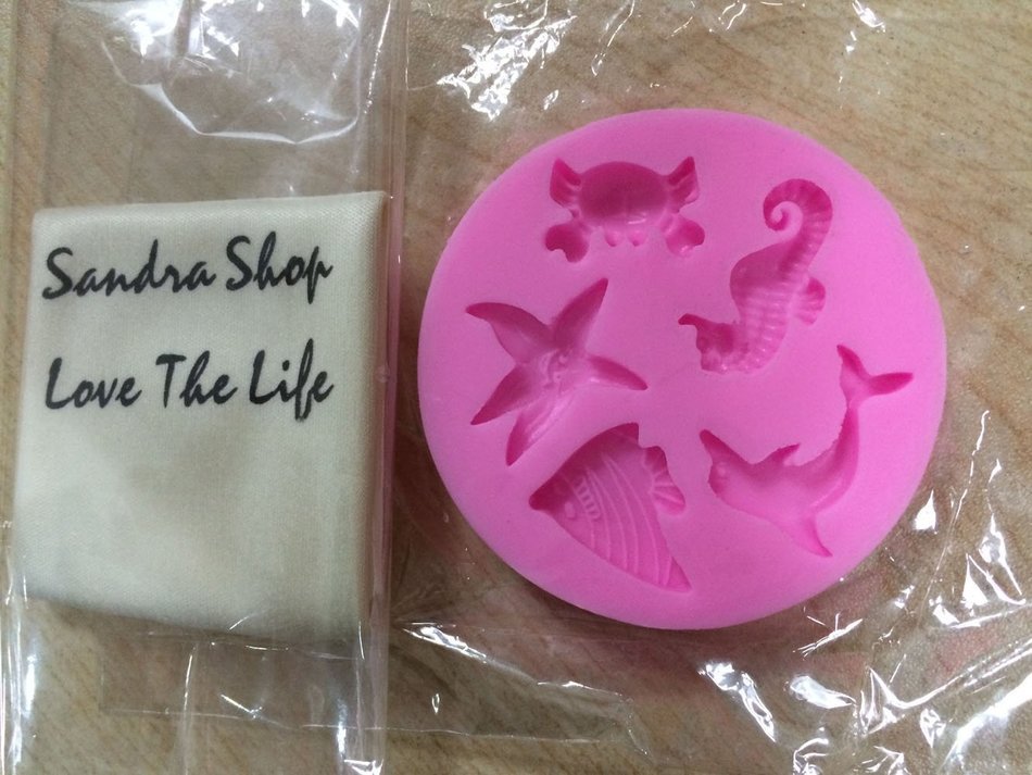 Yunko Dolphins Crab Starfish Hippocampus Mini Mold Silicone Chocolate Fondant Candy Mold DIY Cake Decorating N2