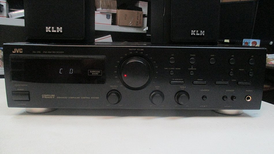 JVC AM-FM Stereo Receiver Model RX-318 w Phono Preamp 110 Watts Per Channel N2