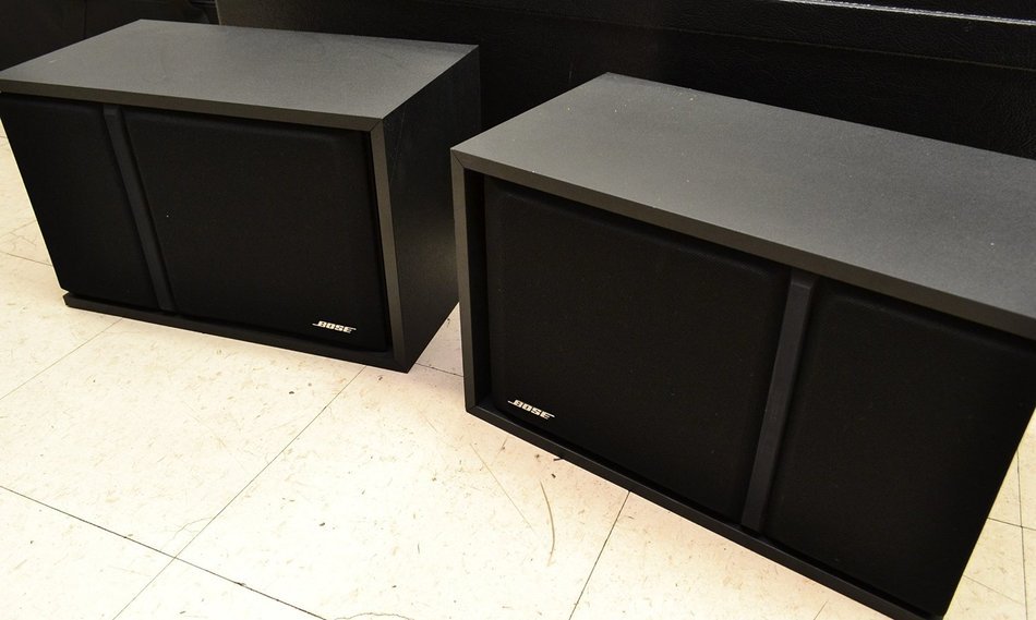 BOSE 301 Series III - Direct-Reflecting Black Bookshelf Speaker N4