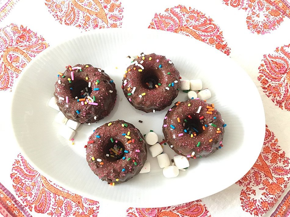 1 Pack 6 Cavity Donut Pan BONUS EBOOK! 100% Food Grade Top Silicone Baking Pan, BPA-Free, Non-Stick, Full Size... N10