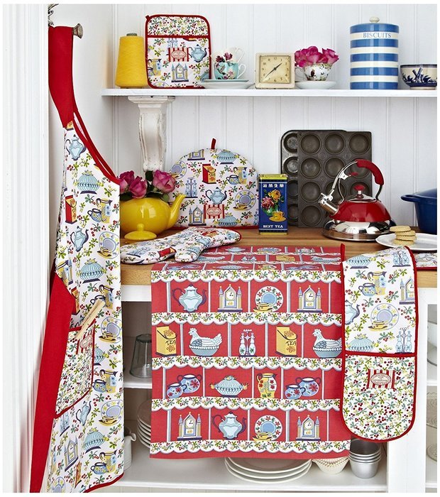 Ulster Weavers Hope and Greenwood Auntie Mary's Pantry Tea Cosy