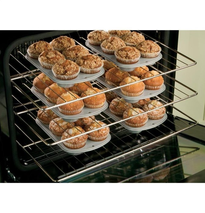 GE JGS750DEFWW 30" White Gas Slide-In Sealed Burner Range - Convection N9