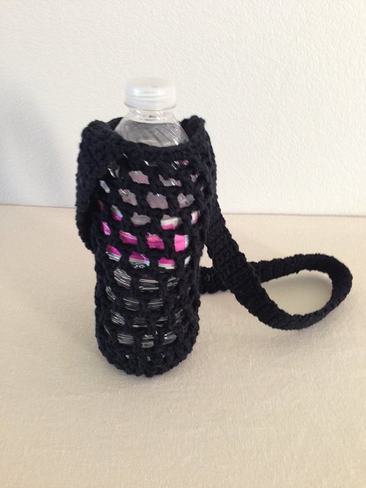 Crochet water bottle carrier, crochet bottle holder in black